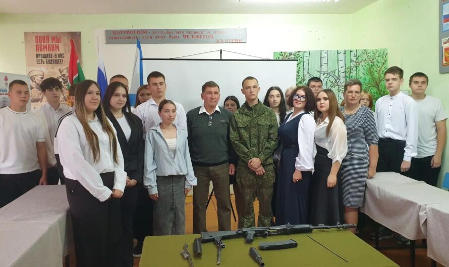 Участник СВО  получает профессию ветеринара в Илекском техникуме